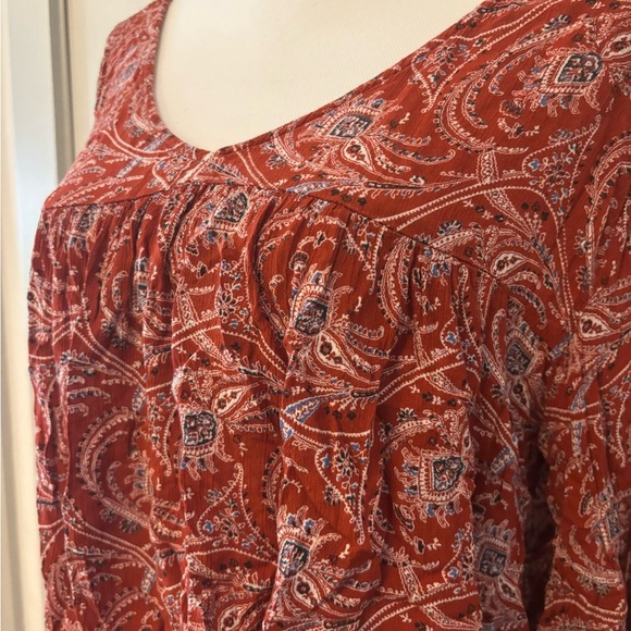 Abercrombie & Fitch red paisley patterned long sleeve flowy blouse size S - Picture 9 of 12